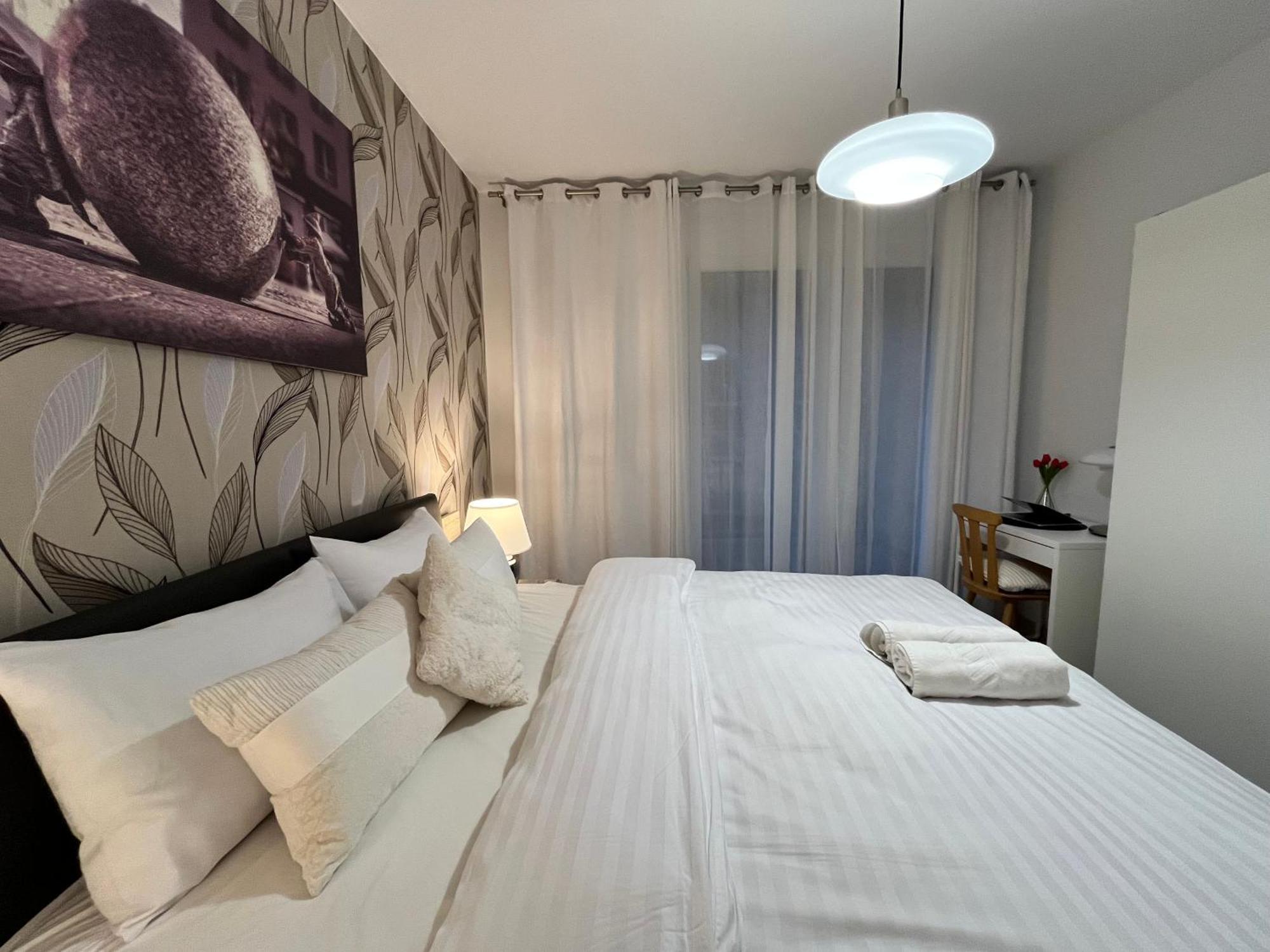 Family House By The River Odra -Panoramic Terrace - 3Room Apartment With 2 Separate Bedrooms And 2 Balconies By Wroapart-Pl- Perfect For Family & Business Stays Wrocław Exteriör bild