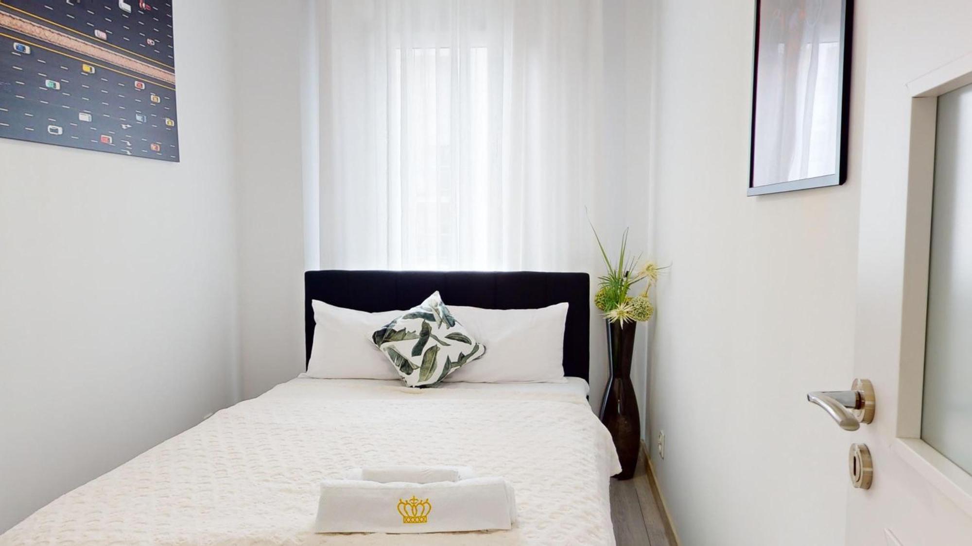 Family House By The River Odra -Panoramic Terrace - 3Room Apartment With 2 Separate Bedrooms And 2 Balconies By Wroapart-Pl- Perfect For Family & Business Stays Wrocław Exteriör bild