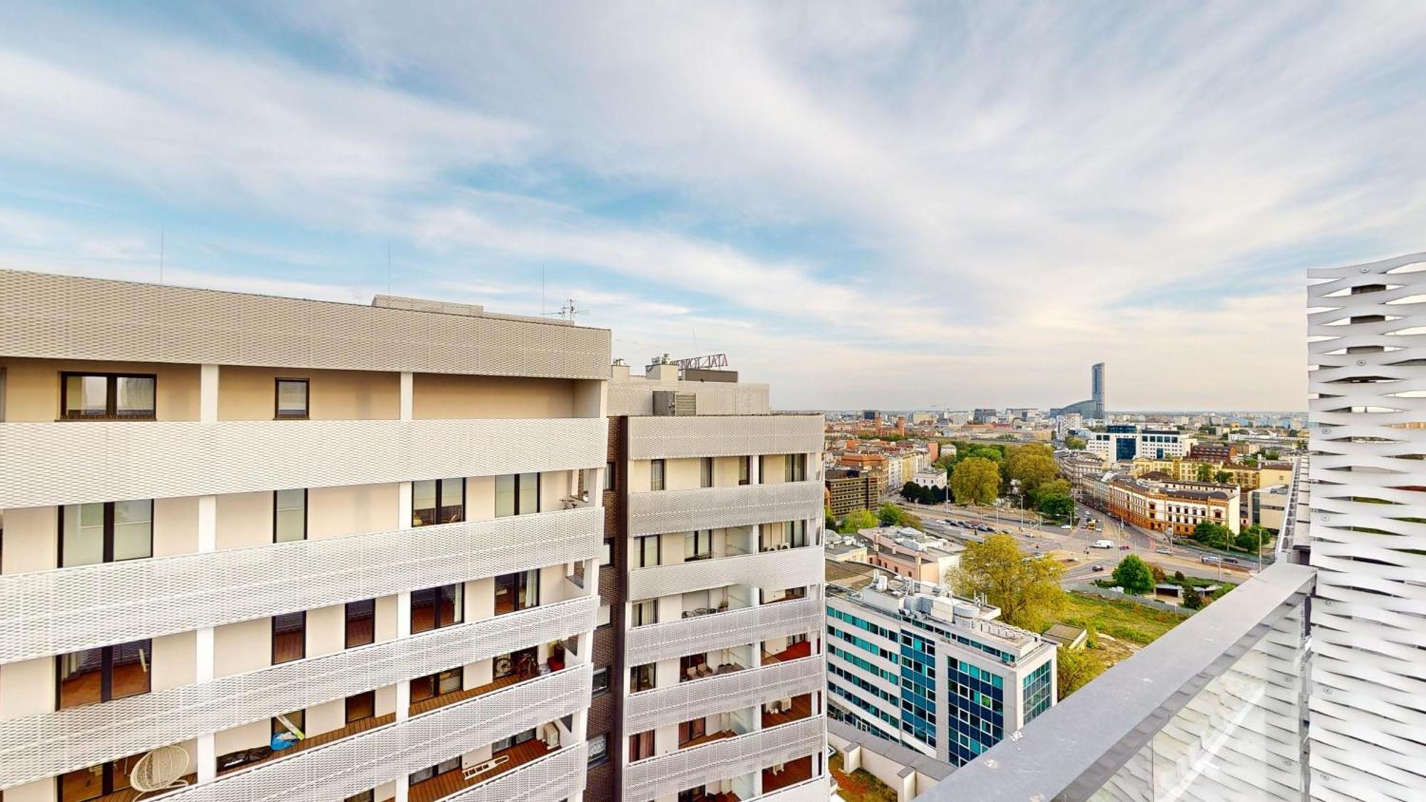 Family House By The River Odra -Panoramic Terrace - 3Room Apartment With 2 Separate Bedrooms And 2 Balconies By Wroapart-Pl- Perfect For Family & Business Stays Wrocław Exteriör bild