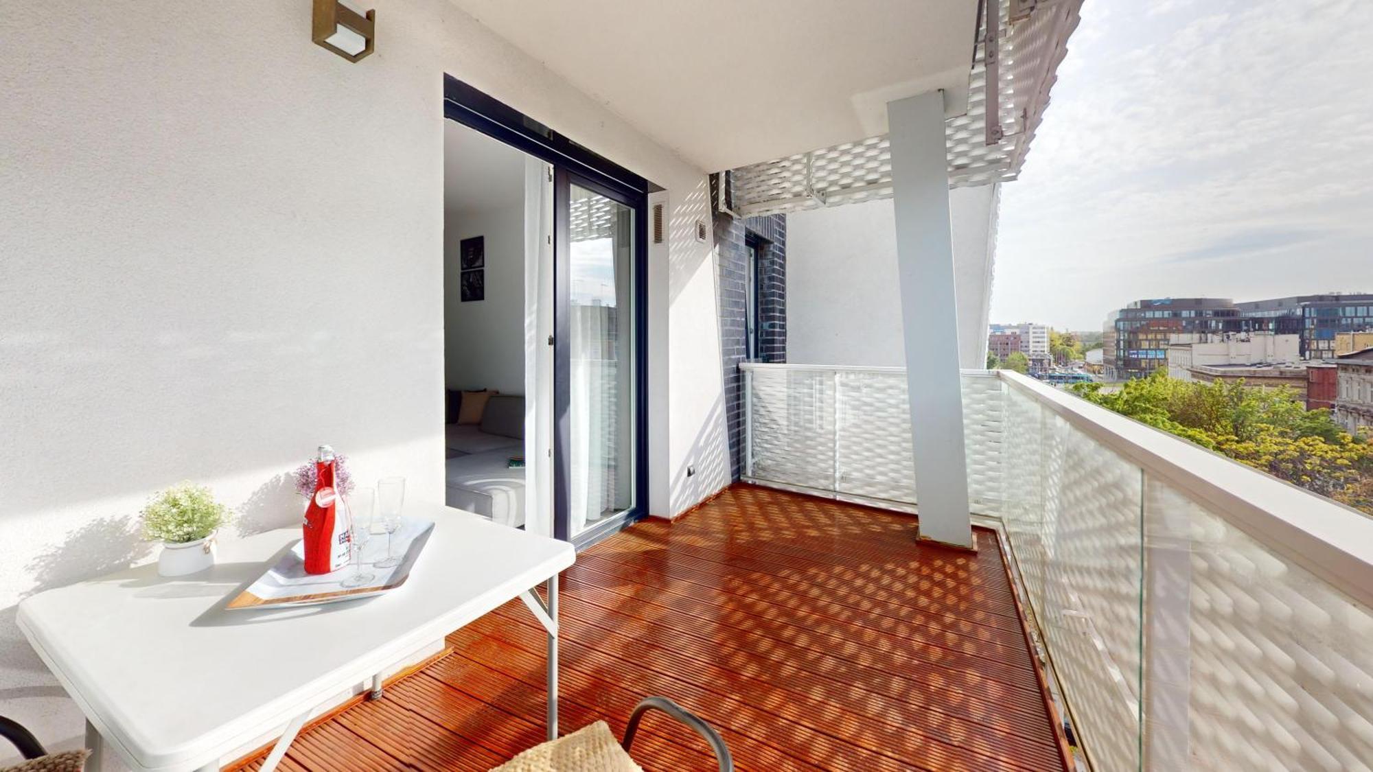 Family House By The River Odra -Panoramic Terrace - 3Room Apartment With 2 Separate Bedrooms And 2 Balconies By Wroapart-Pl- Perfect For Family & Business Stays Wrocław Exteriör bild