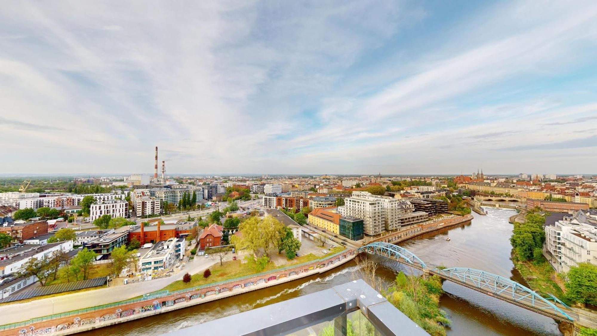 Family House By The River Odra -Panoramic Terrace - 3Room Apartment With 2 Separate Bedrooms And 2 Balconies By Wroapart-Pl- Perfect For Family & Business Stays Wrocław Exteriör bild